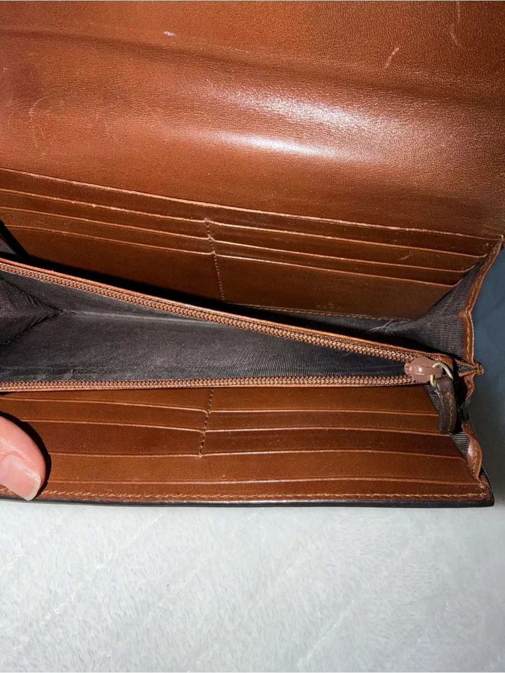 Gucci Tan Leather & GG Monogram Continental Wallet - Picture 8 of 11